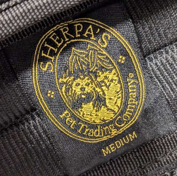 Sherpa's Pet Trading Company Black Pet Carrier Size Medium - Picture 3 of 13